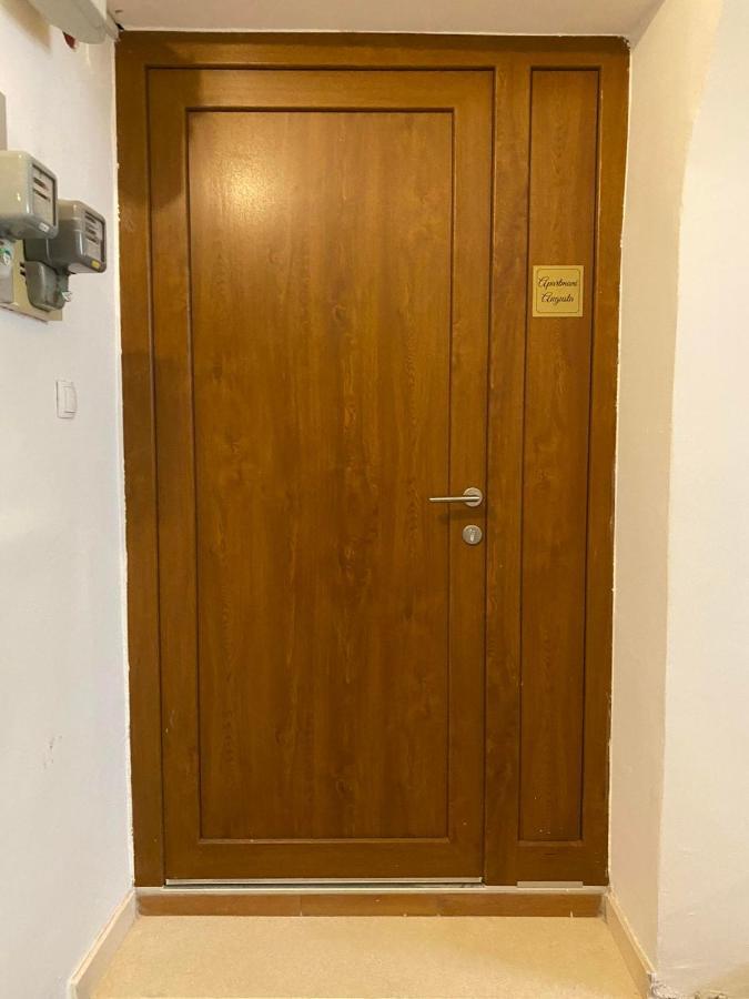 Augusta Apartment Пула Екстериор снимка