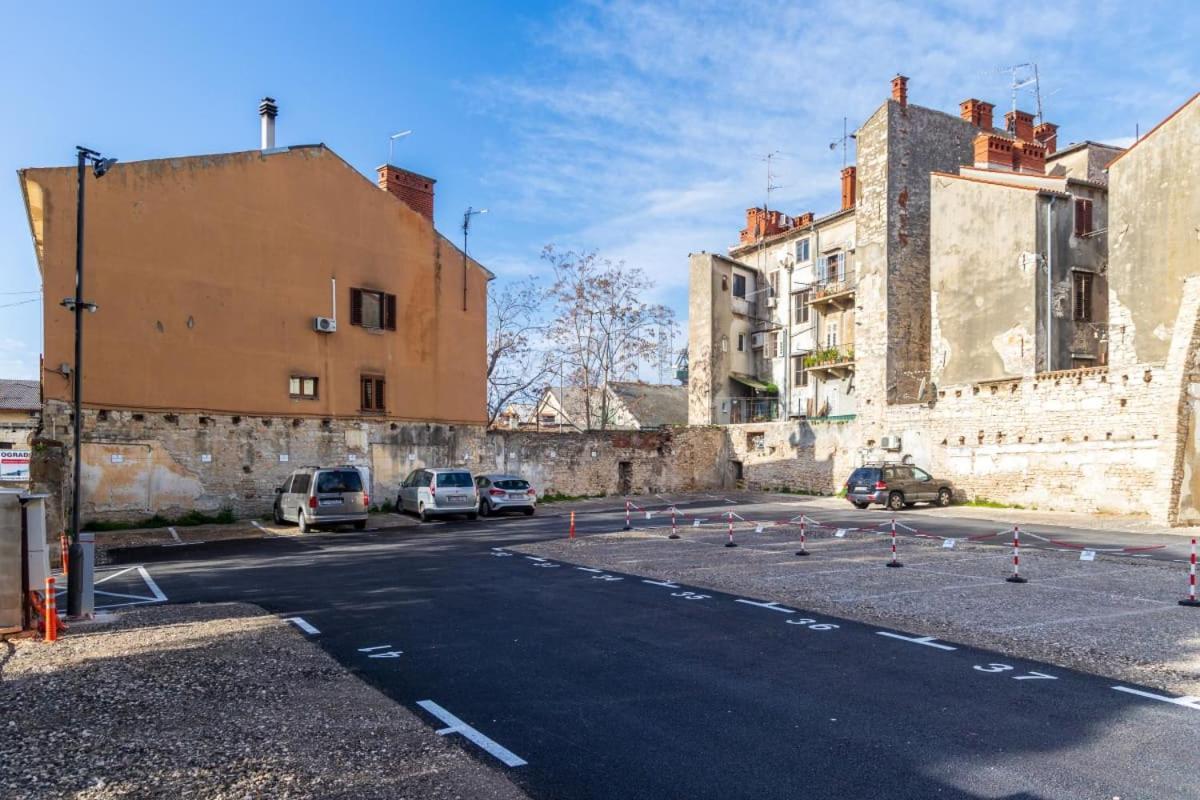 Augusta Apartment Пула Екстериор снимка
